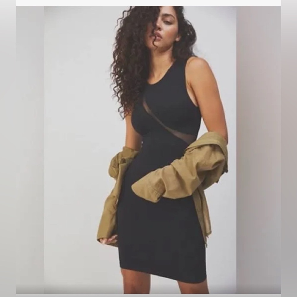 Hide And Seek Bodycon - Picture 5 of 5